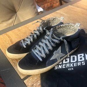 Golden Goose Women’s Mid Star Navy Suede Sneakers